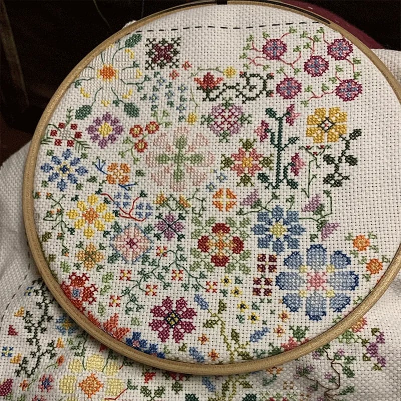 ✨LAST DAY ALERT 49% OFF🌸Bloom a Day Cross Stitch Set