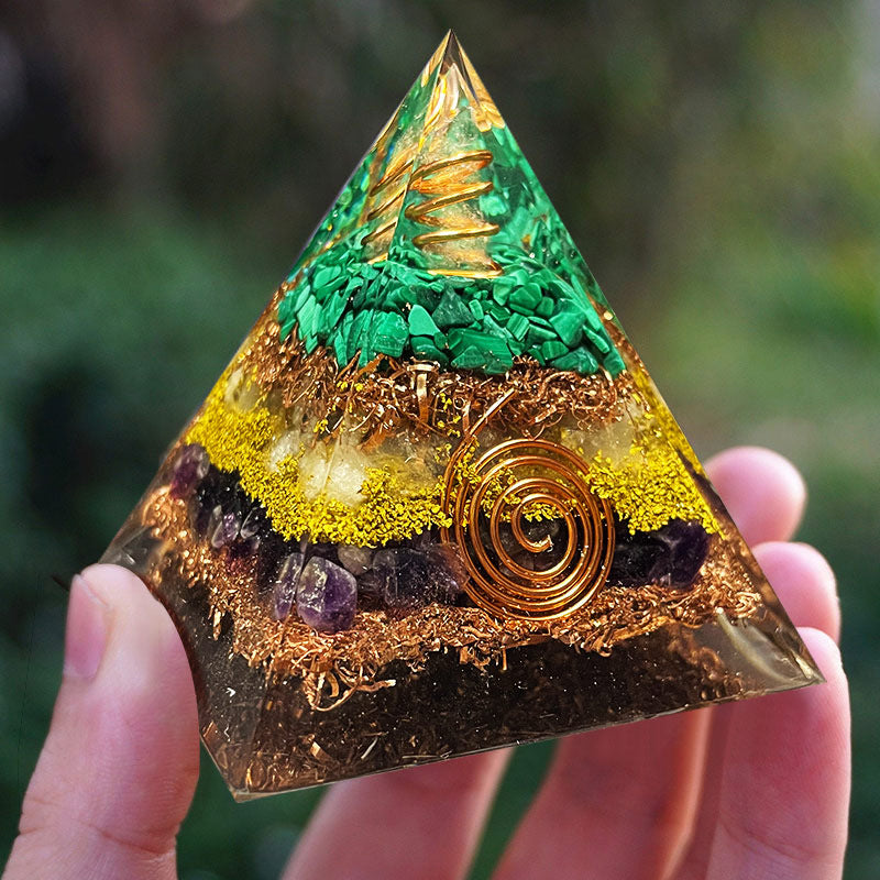 🔮Enigmatic Natural Crystal Pyramid Ornament