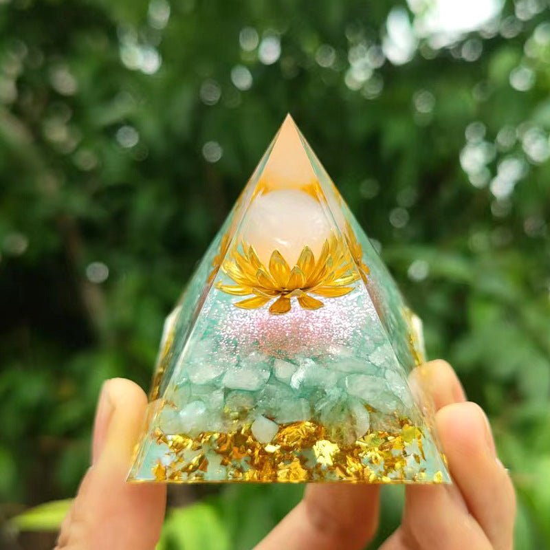 🔮Enigmatic Natural Crystal Pyramid Ornament