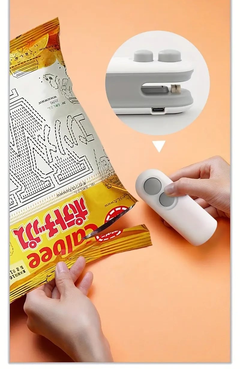 Small 2-in-1 Rechargeable Magnetic Snack Sealer
